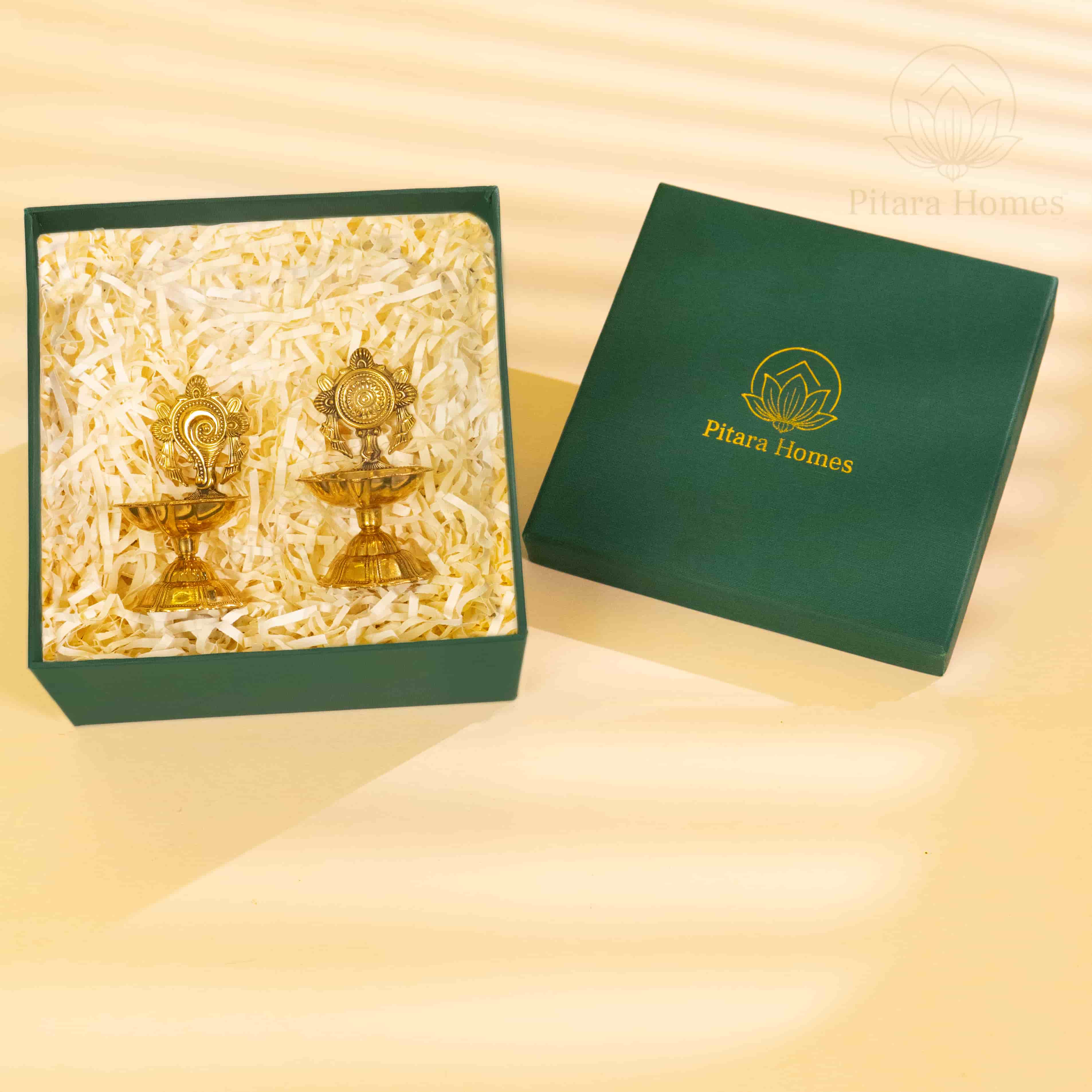Premium Shank Chakra Diya with Brass candle