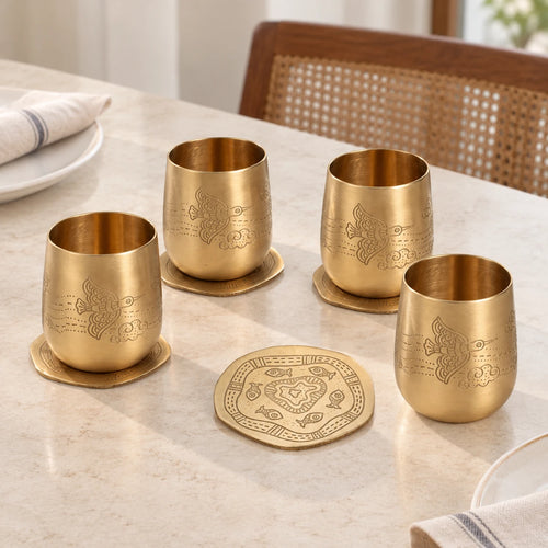 Amber Pakshi Glasses & Jal Katha Coasters Gift Set