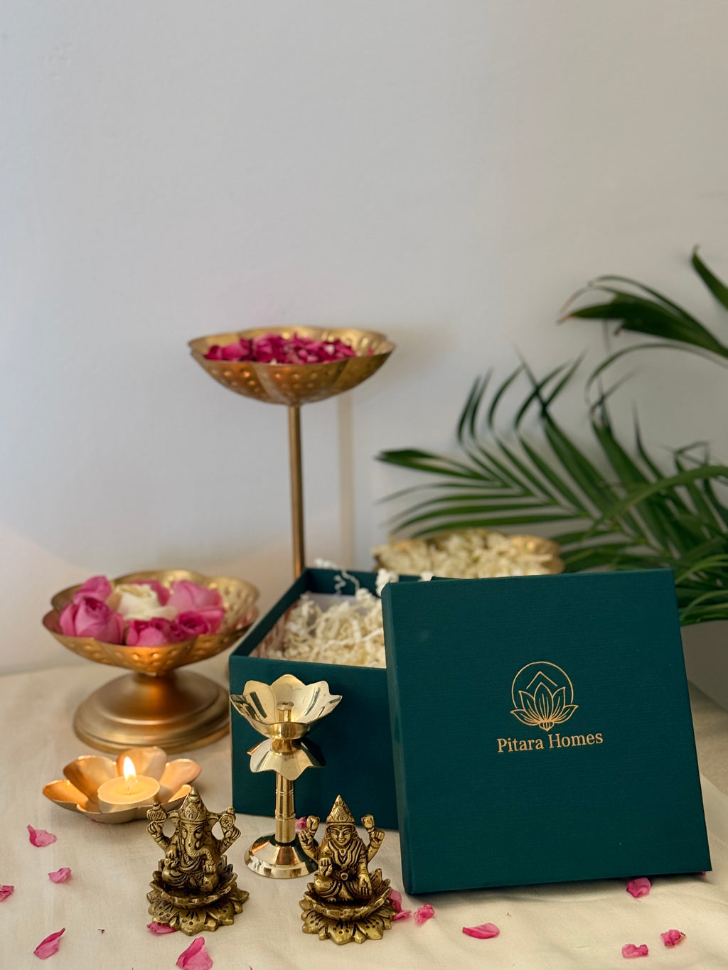 Laxmi Ganesh Idol with Lotus Diya Prosperity Set