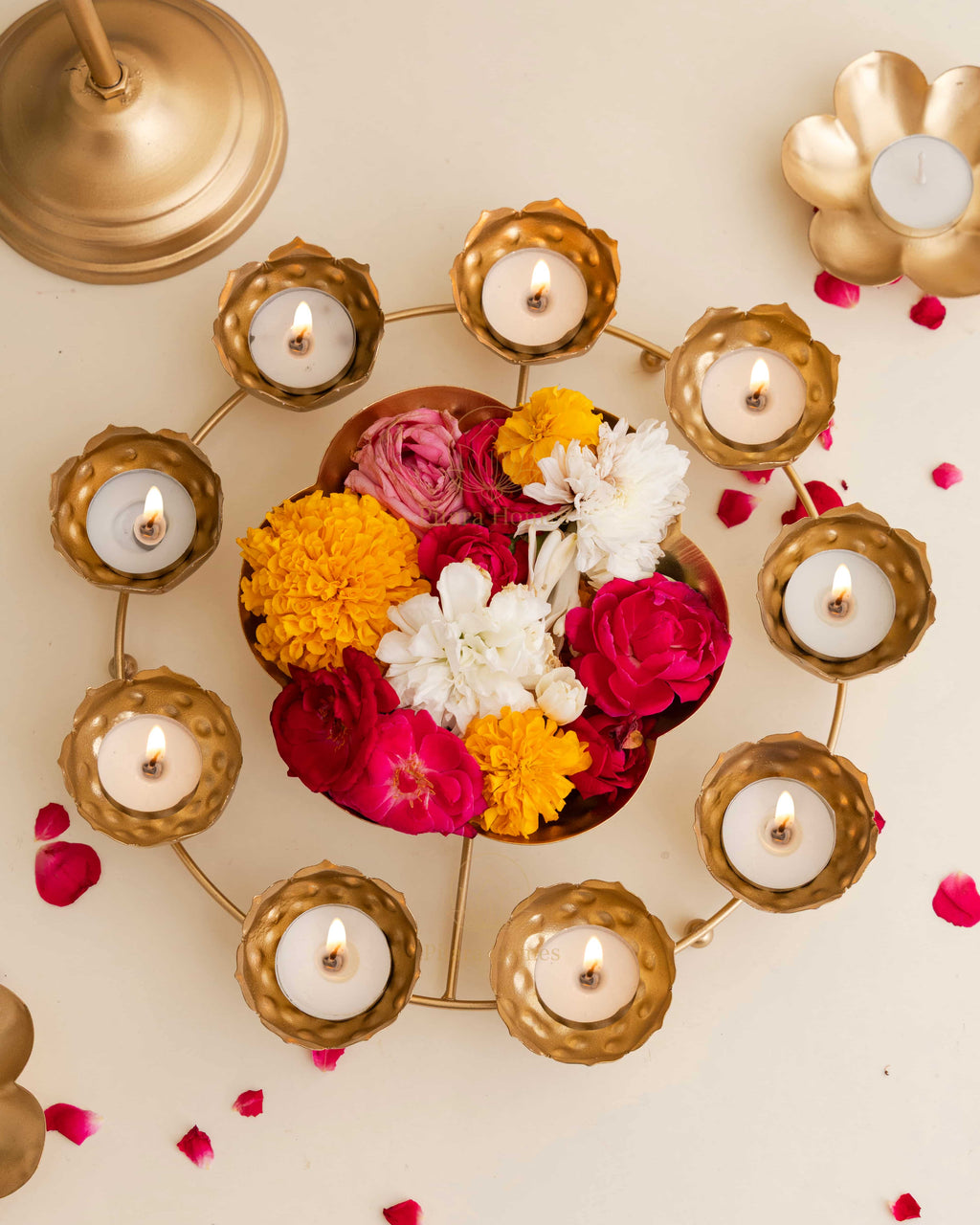 Premium Rangoli Urli