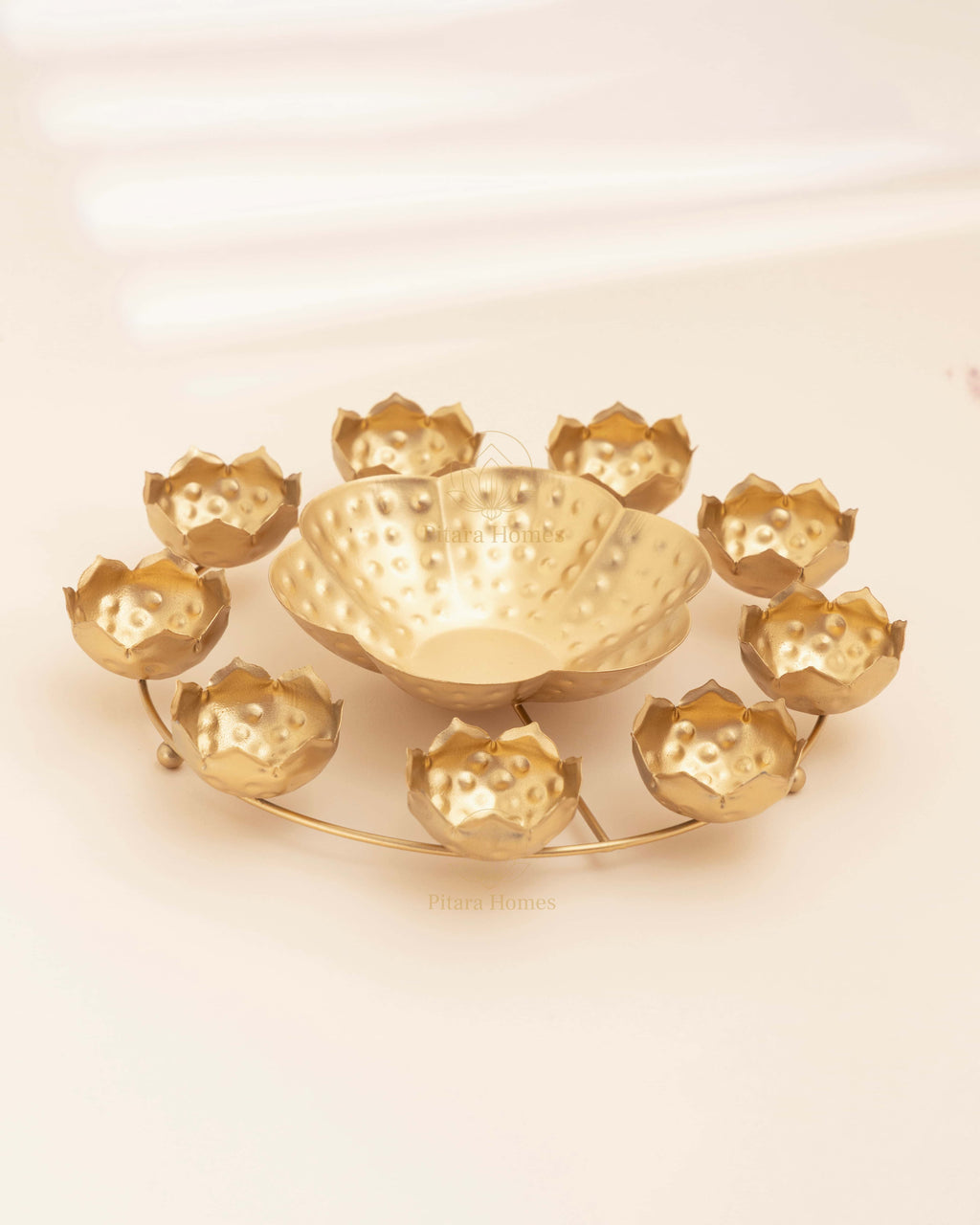 Premium Rangoli Urli