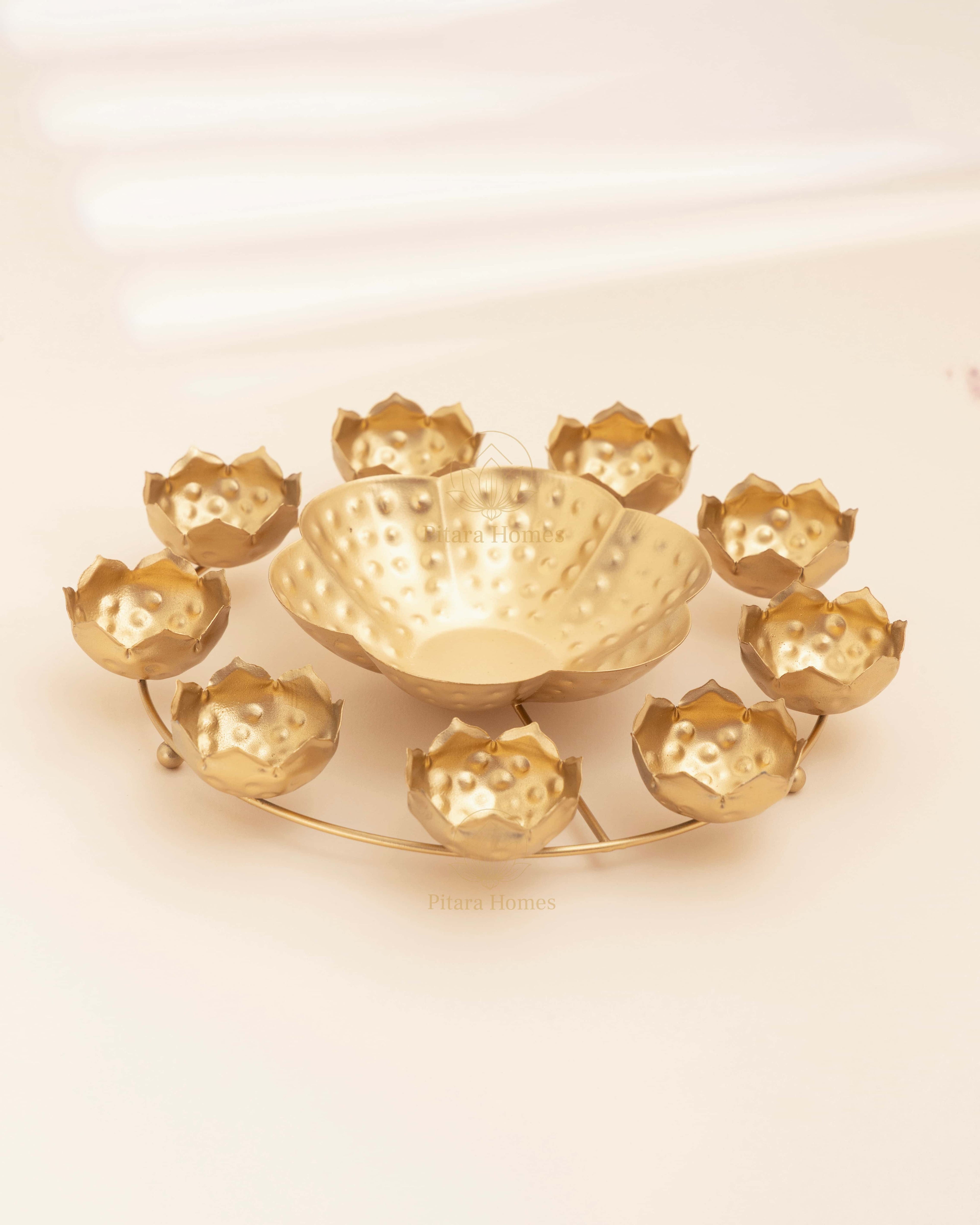 Premium Rangoli Urli