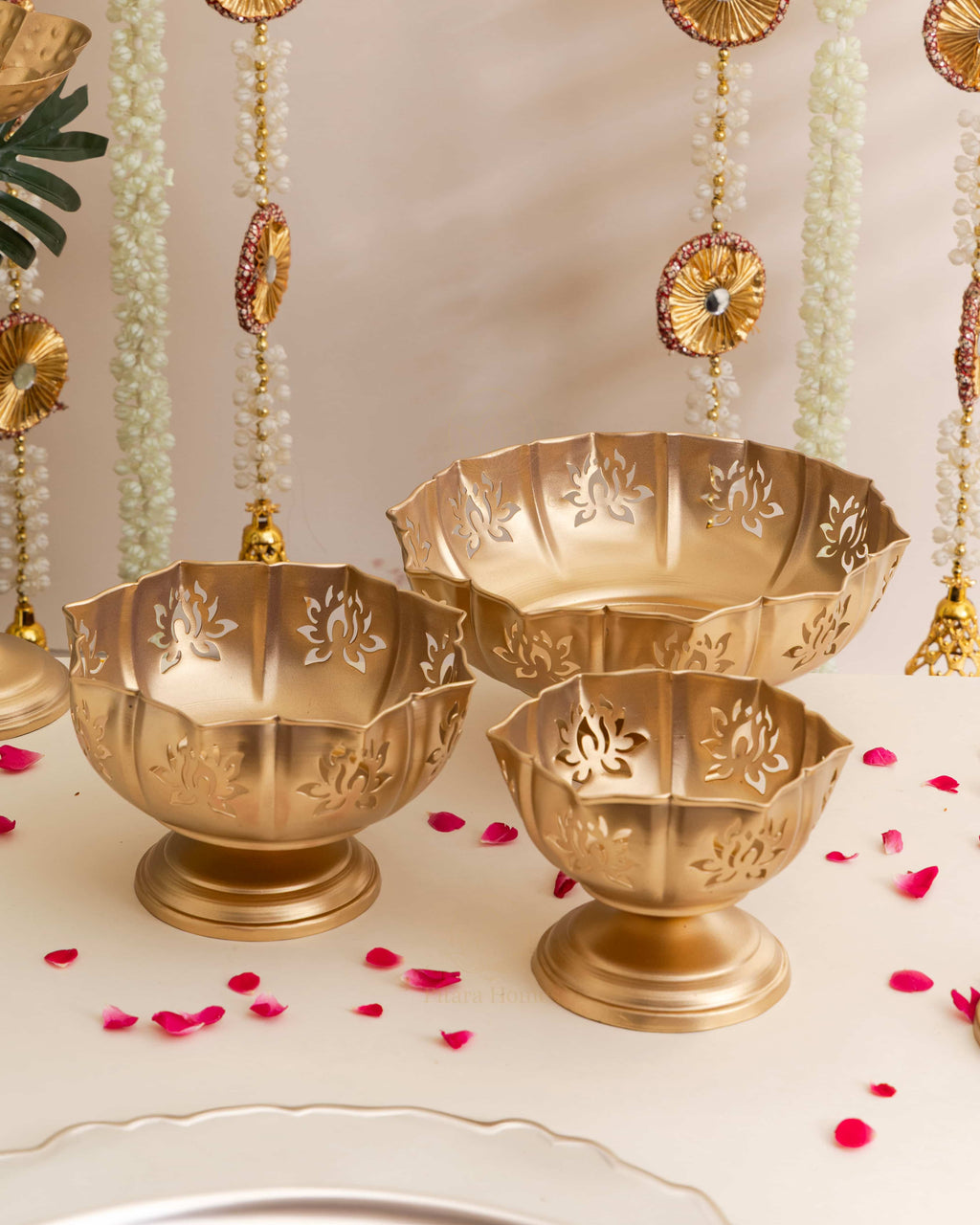 Premium Taj bowl golden- Set of 3